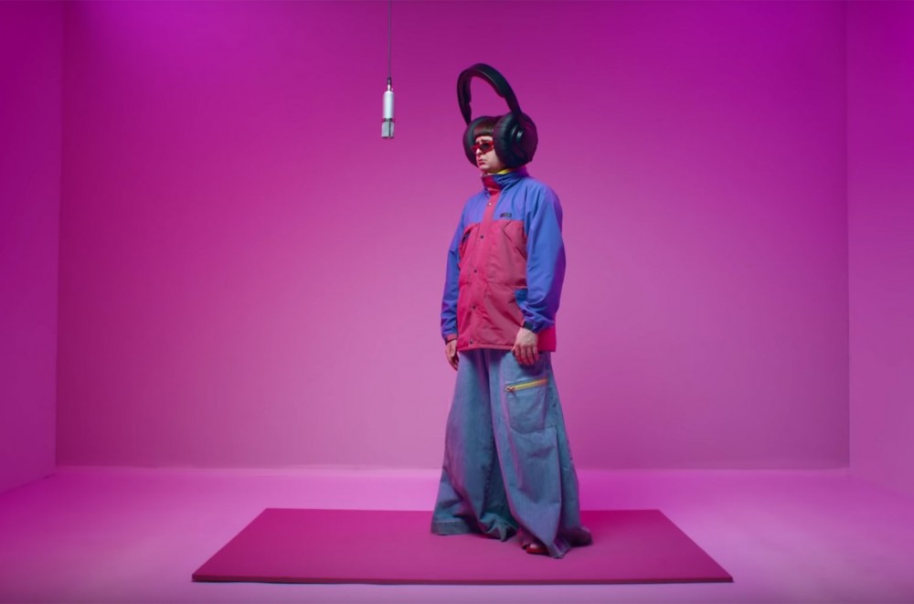 Oliver Tree delivers final song and performance in, ‘Let Me Down’ [Watch]
