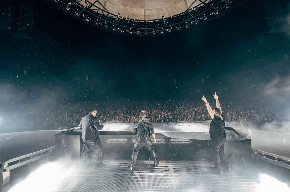 Swedish House Mafia tear down a pair of stadiums in their longawaited